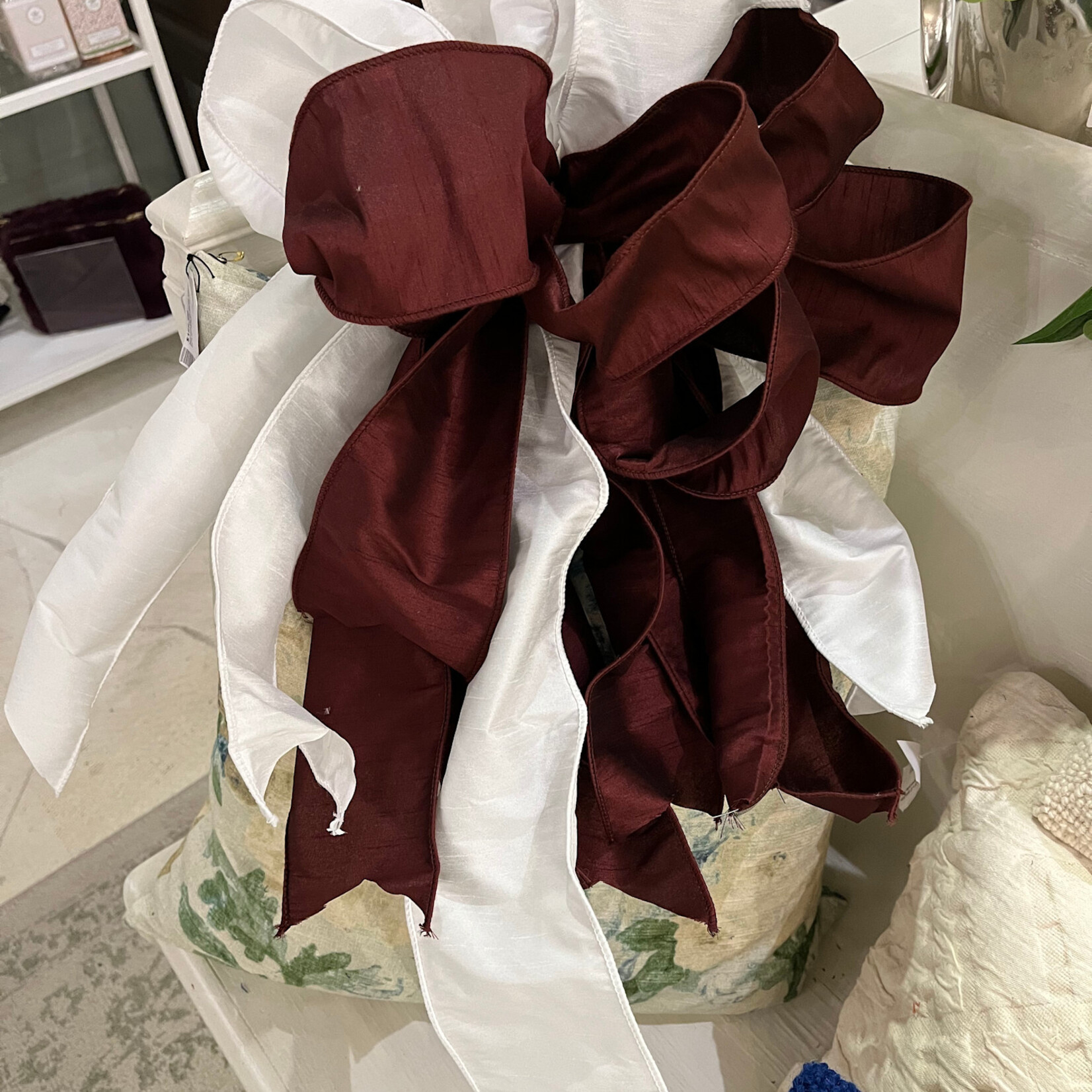 Mississippi State or Texas A&M  Bow