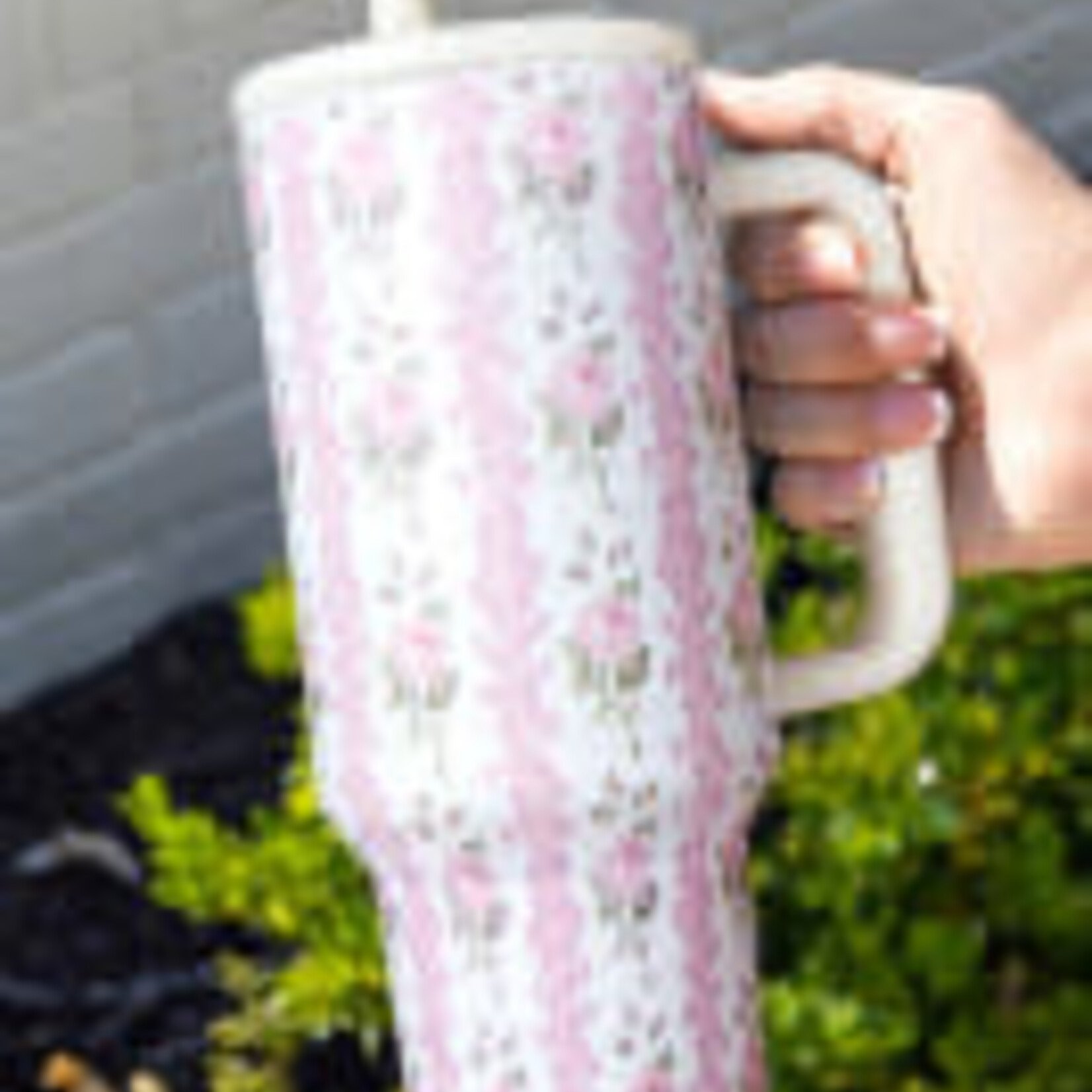 Light Pink Sweet Floral (40 ounce)