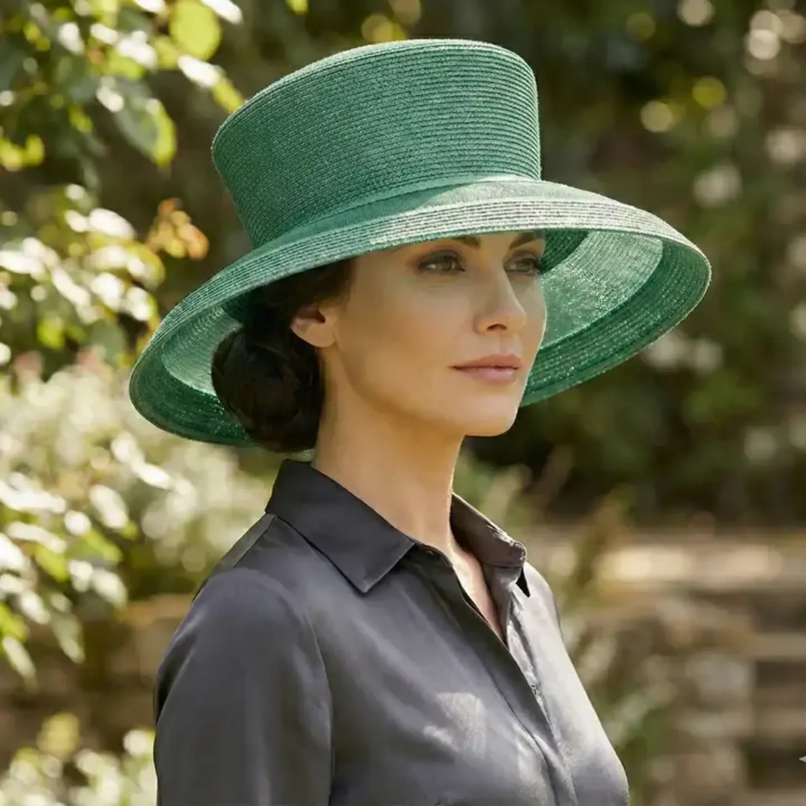 Women’s  Braided Straw Bucket Hat