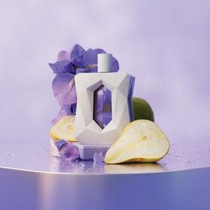 GOD IS A WOMAN ARIANA.G EDP 3.4