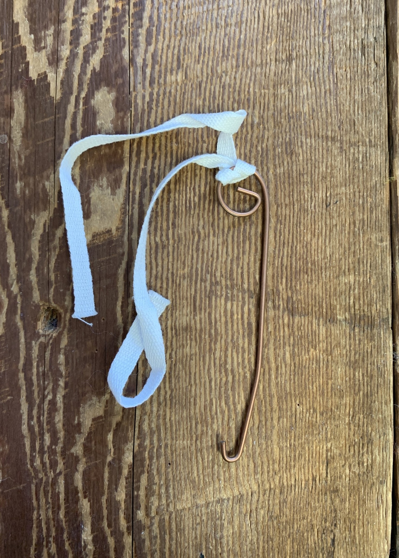 Ashford Threading Hook - flexible wire on ribbon