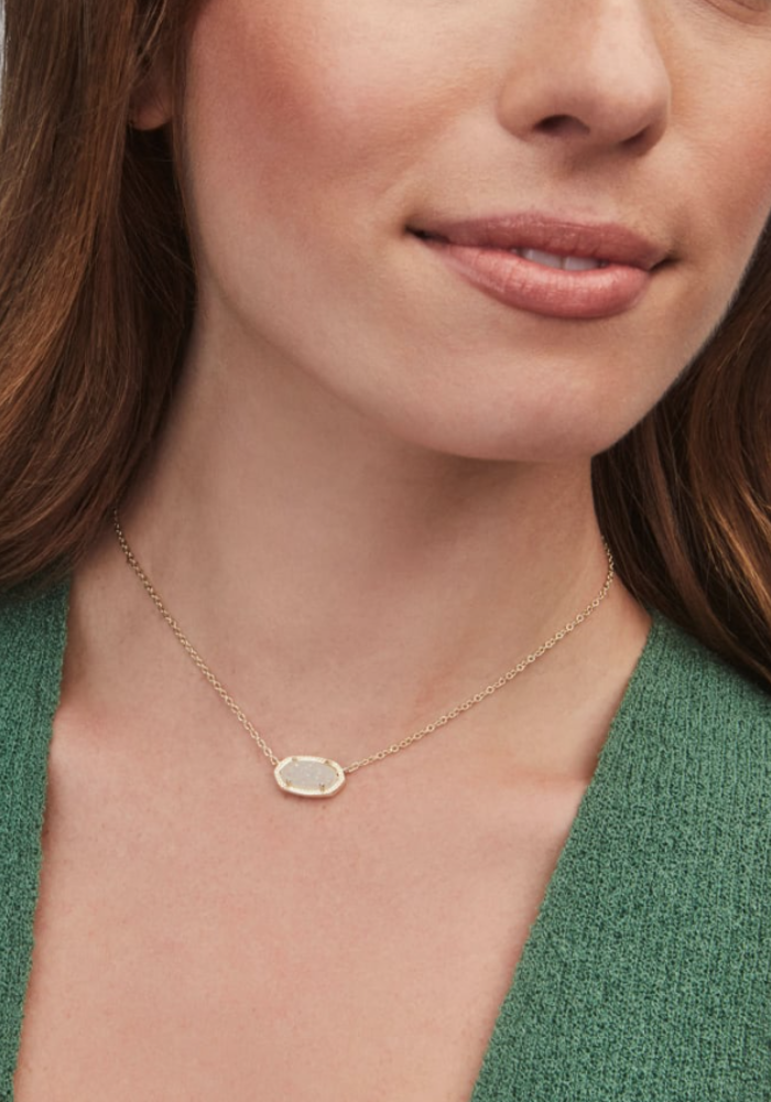 Elisa Gold Pendant Necklace in 