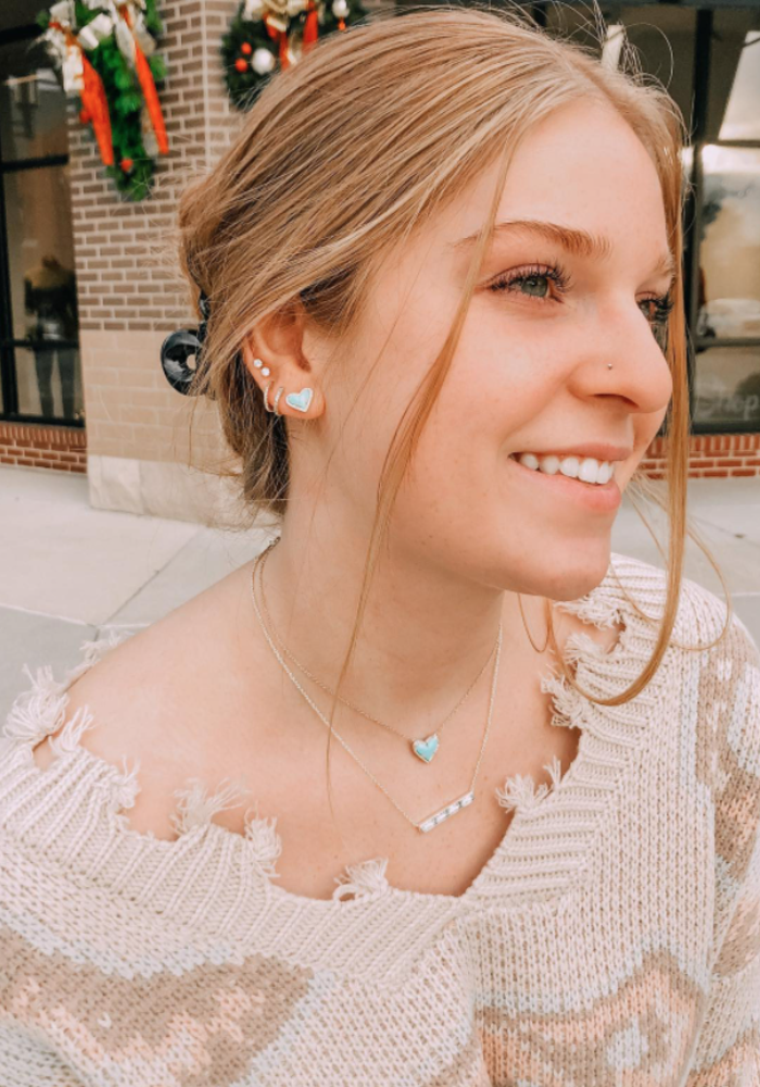 Ari Heart Gold Pendant Necklace in 