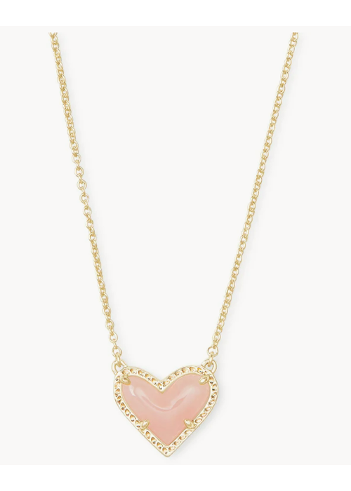 Kendra Scott The Ari Heart Gold Pendant Necklace in Rose Quartz