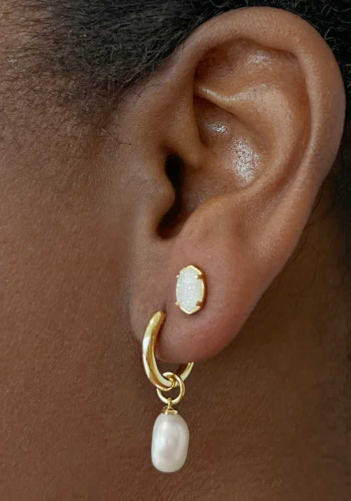The Willa Huggie Gold Earring in White Pearl
