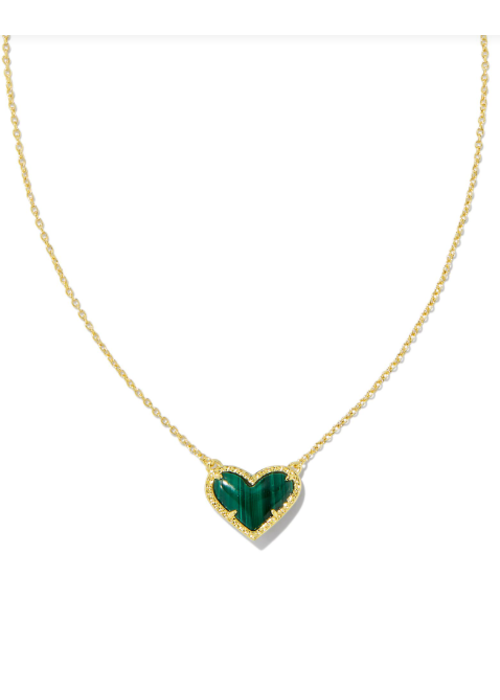 Kendra Scott The Ari Heart Gold Pendant Necklace in Green Malachite