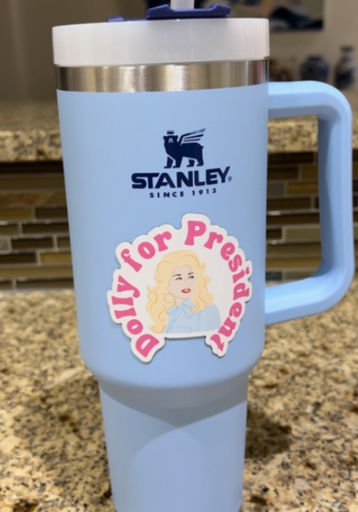 Dolly for President Cup Magnet