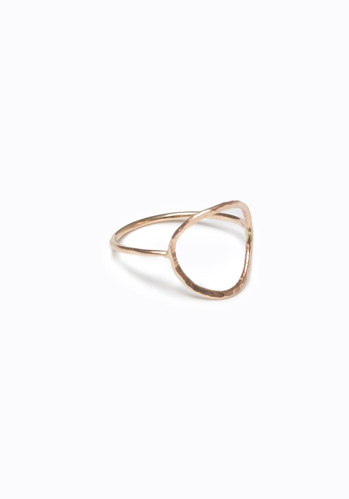 The Hammered Circle Ring