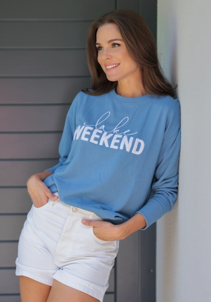 The Lake Weekend Sweatshirt | Blue