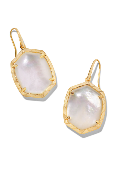Kendra Scott The Daphne Gold Drop Earring in Ivory Mother of Pearl