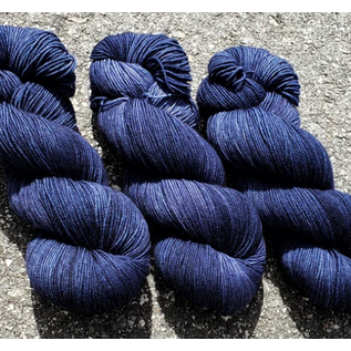 Twin Mommy Creations Twin Mommy 8 ply - Madeira at Midnight
