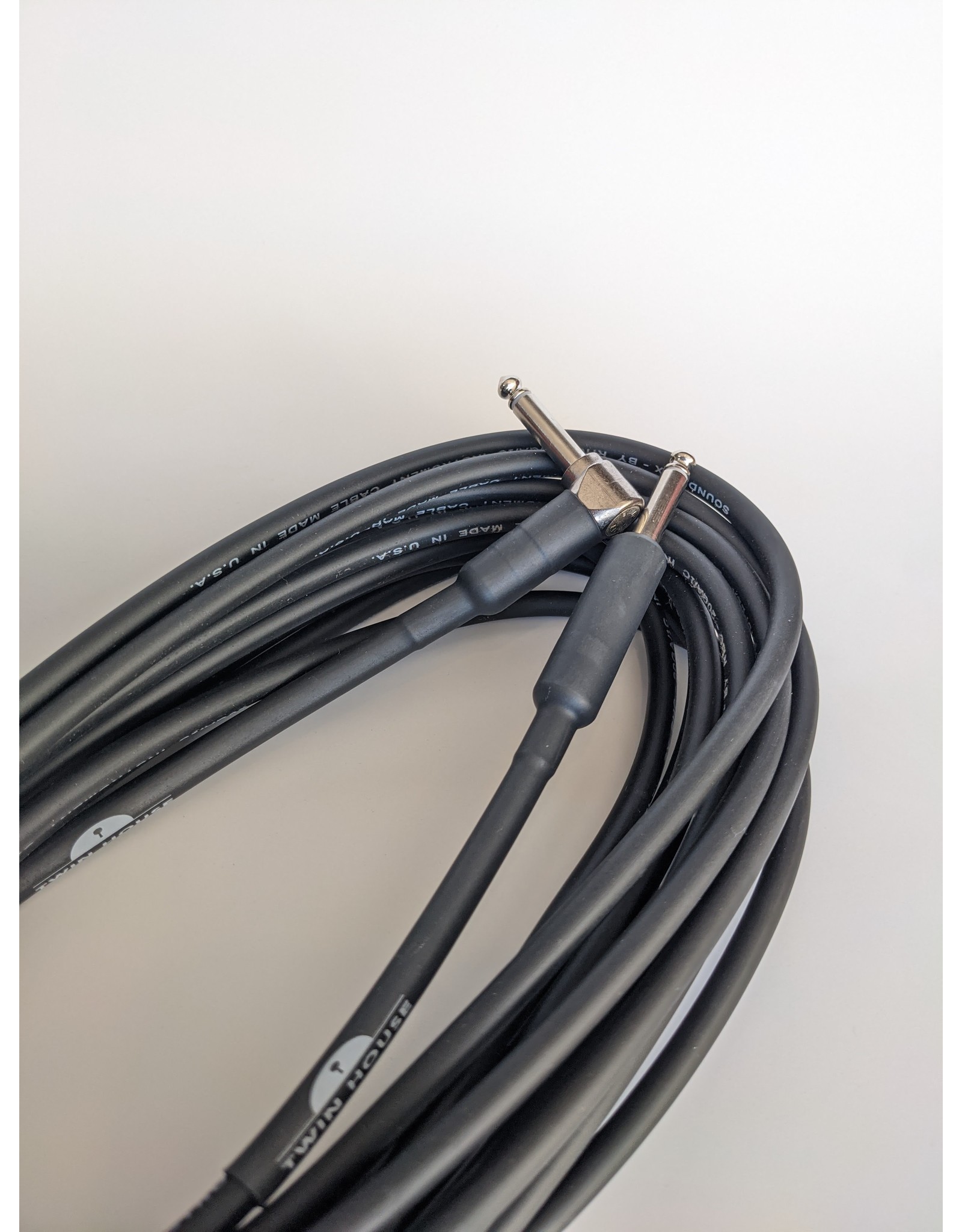 Rapco Twin House Music 1/4" to 1/4"   Instrument Cable 20 Ft Straight to Right, Black Shrink