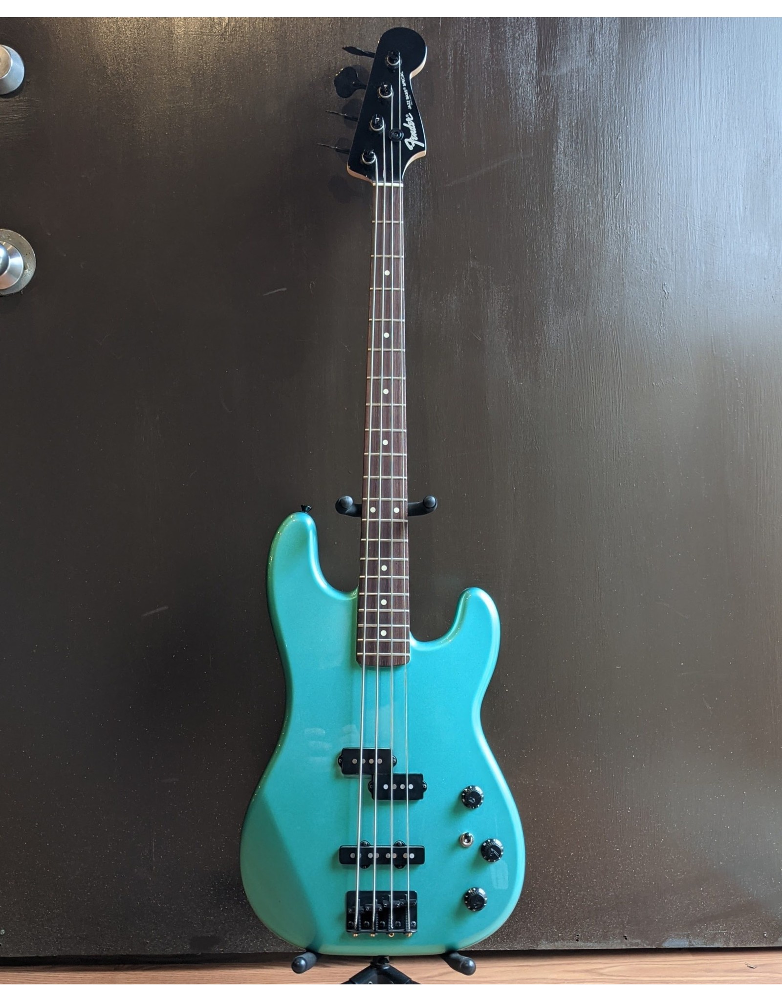 Fender Fender Boxer Series PJ Bass, Rosewood Fingerboard, Sherwood Green Metallic w/ Gig Bag, Used