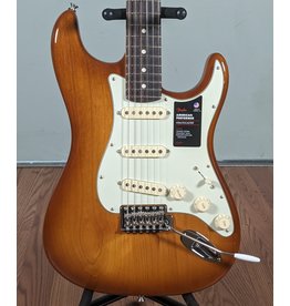 Fender Fender American Performer Stratocaster, Honey Burst w/ Deluxe Gig bag