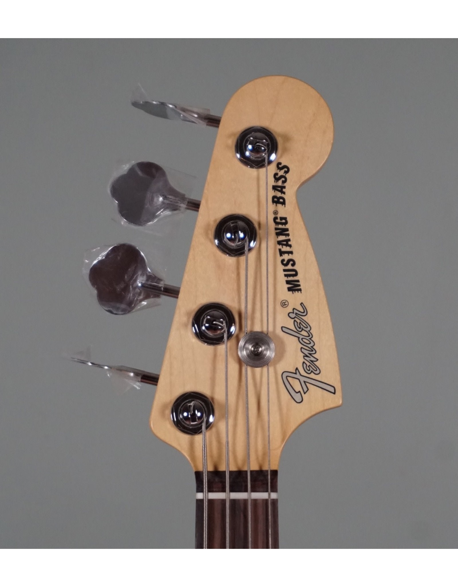 Fender Fender American Performer Mustang Bass, Satin Surf Green w/ Deluxe Gig Bag