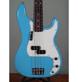 Fender Fender MIJ Limited International Color Precision Bass, Maui Blue, Rosewood Fingerboard w/ Gig Bag