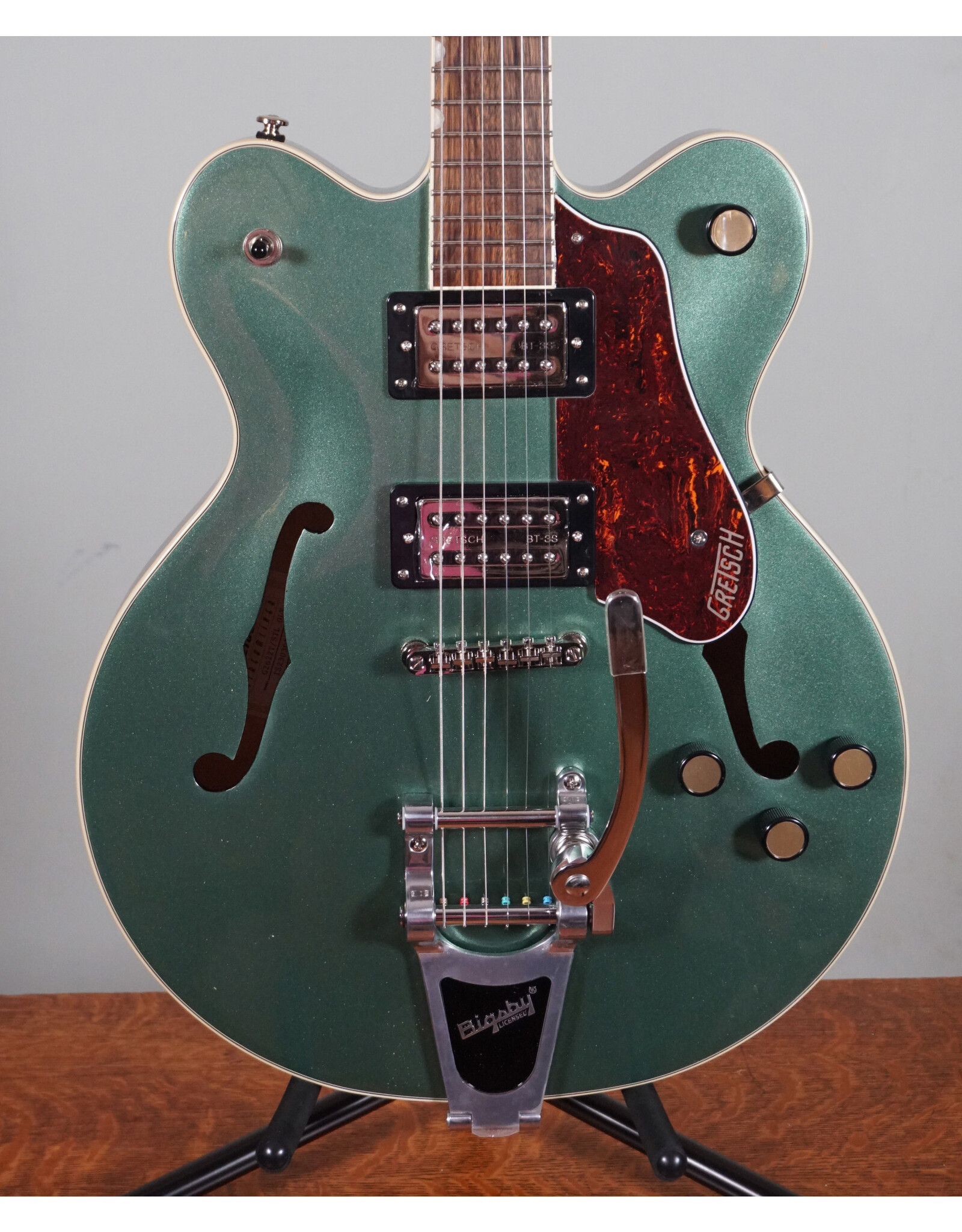 Gretsch Gretsch G2622T Streamliner Center Block Double-Cut with Bigsby, Broad’Tron BT-3S Pickups, Steel Olive