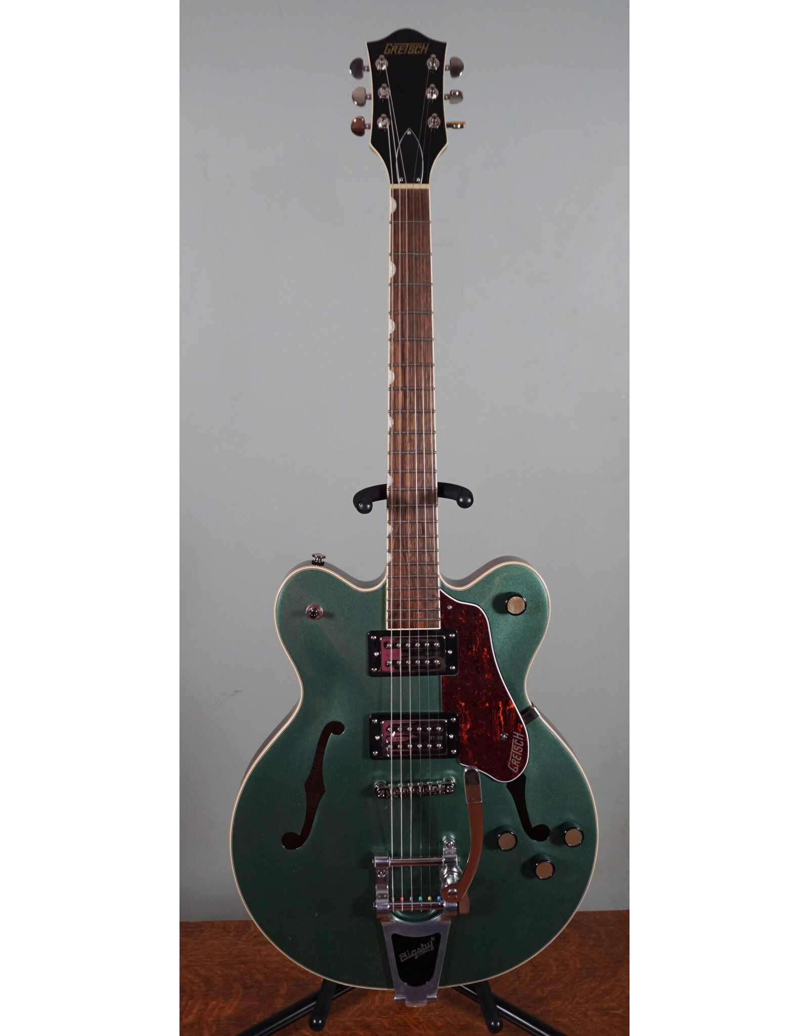 Gretsch Gretsch G2622T Streamliner Center Block Double-Cut with Bigsby, Broad’Tron BT-3S Pickups, Steel Olive