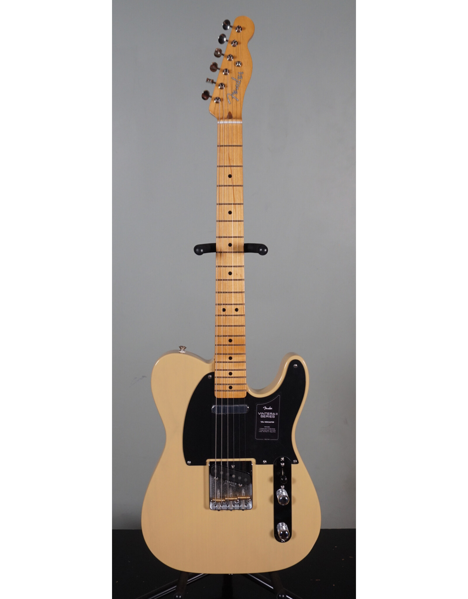 Fender Fender Vintera II 50s Nocaster, Blackguard Blonde w/ Deluxe Gig Bag