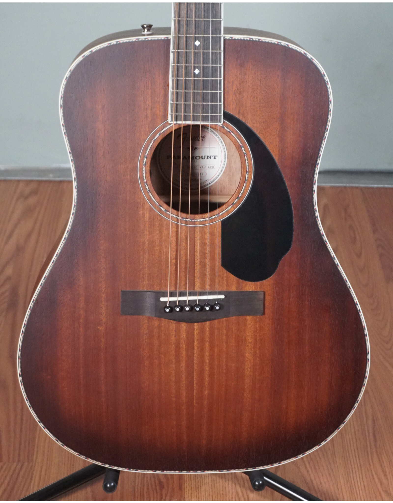 Fender Fender Paramount PD-220E Dreadnought, Mahogany, Aged Cognac Burst w/ HSC