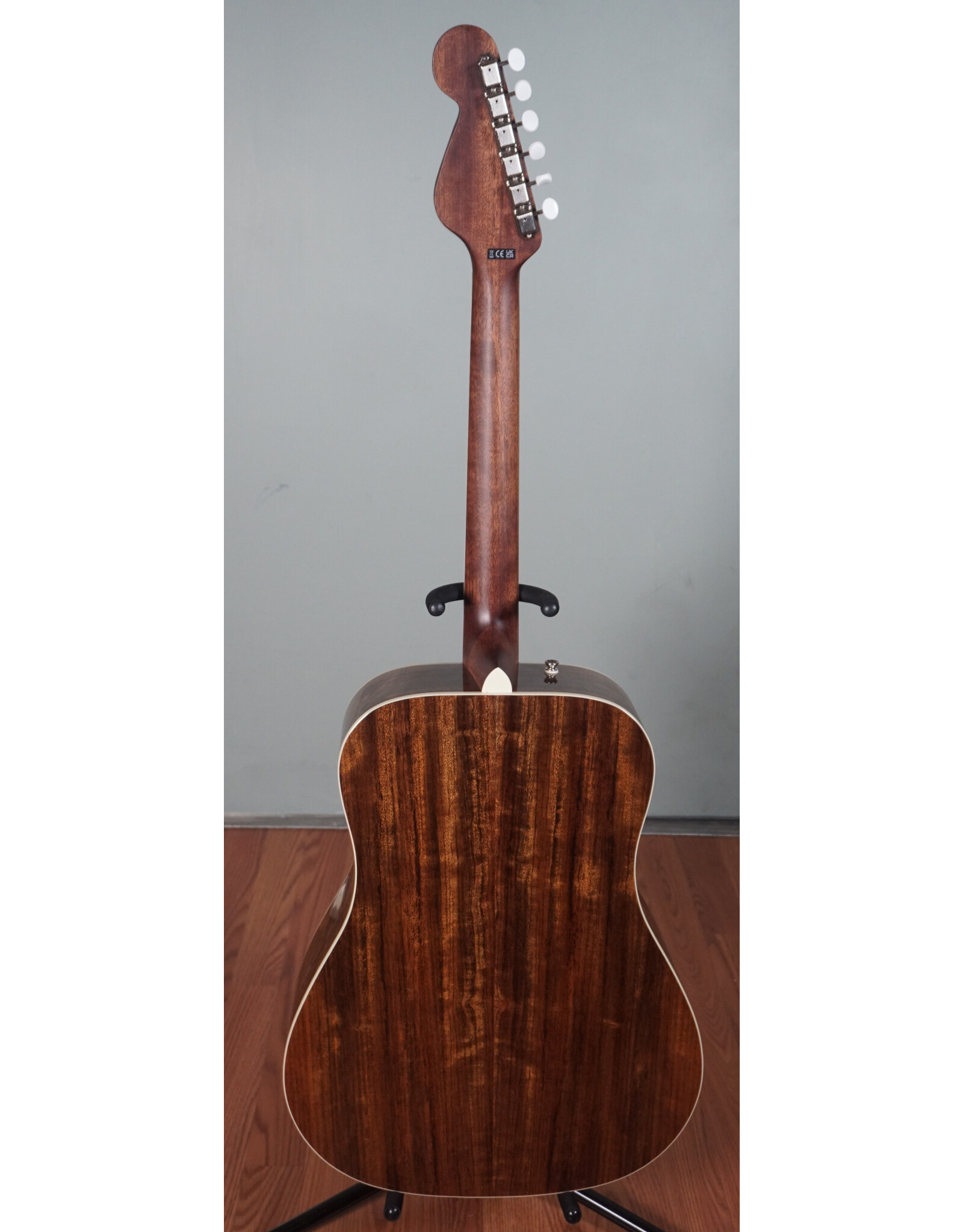 Fender Fender King Vintage, Aged White Pickguard, Mojave w/ Vintage-Style HSC