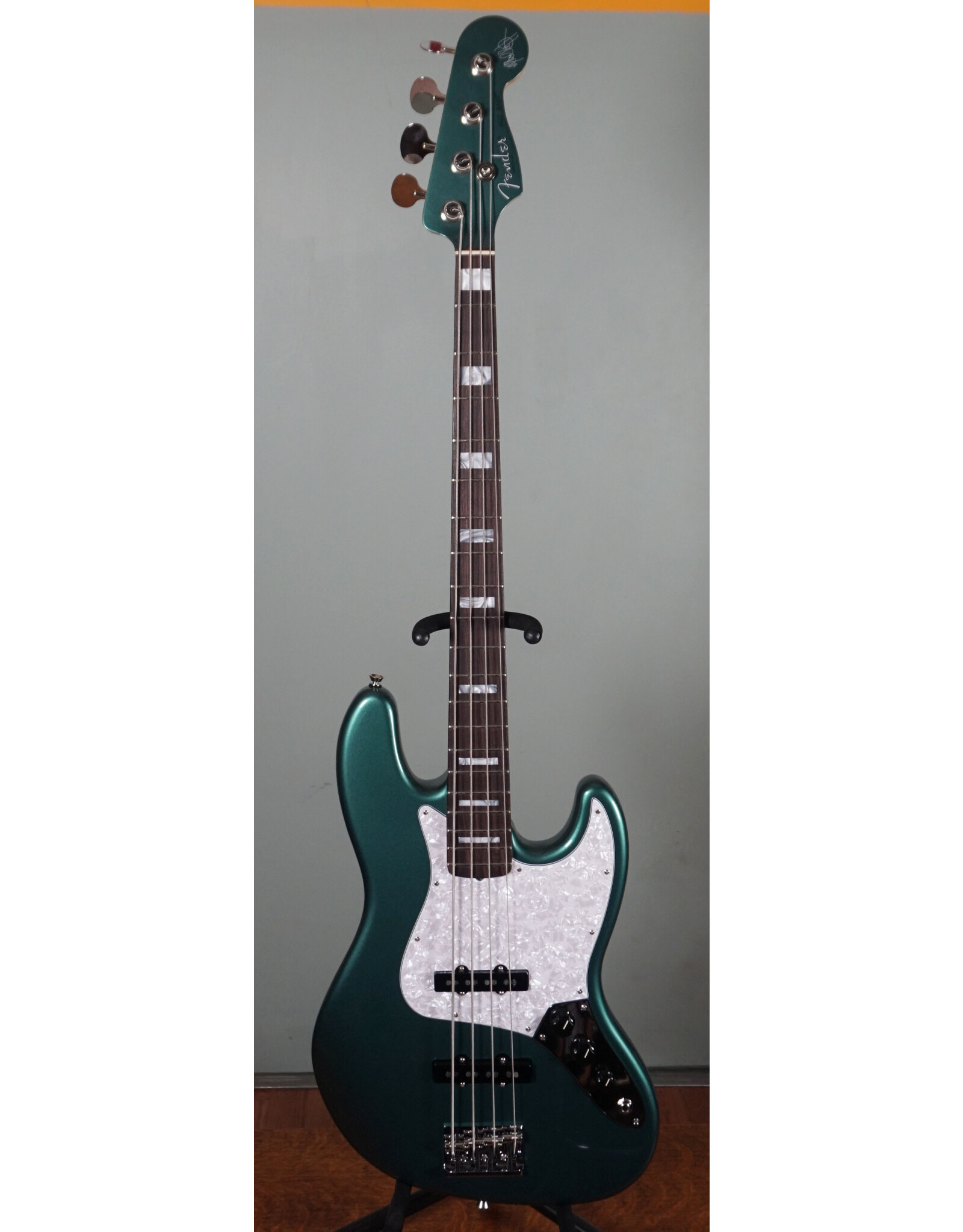 Fender Fender Adam Clayton Jazz Bass, Rosewood Fingerboard, Sherwood Green Metallic w/ HSC