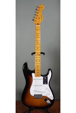 Fender Fender 70th Anniversary American Vintage II 1954 Stratocaster, 2-Color Sunburst w/ Vintage-Style Tweed Case