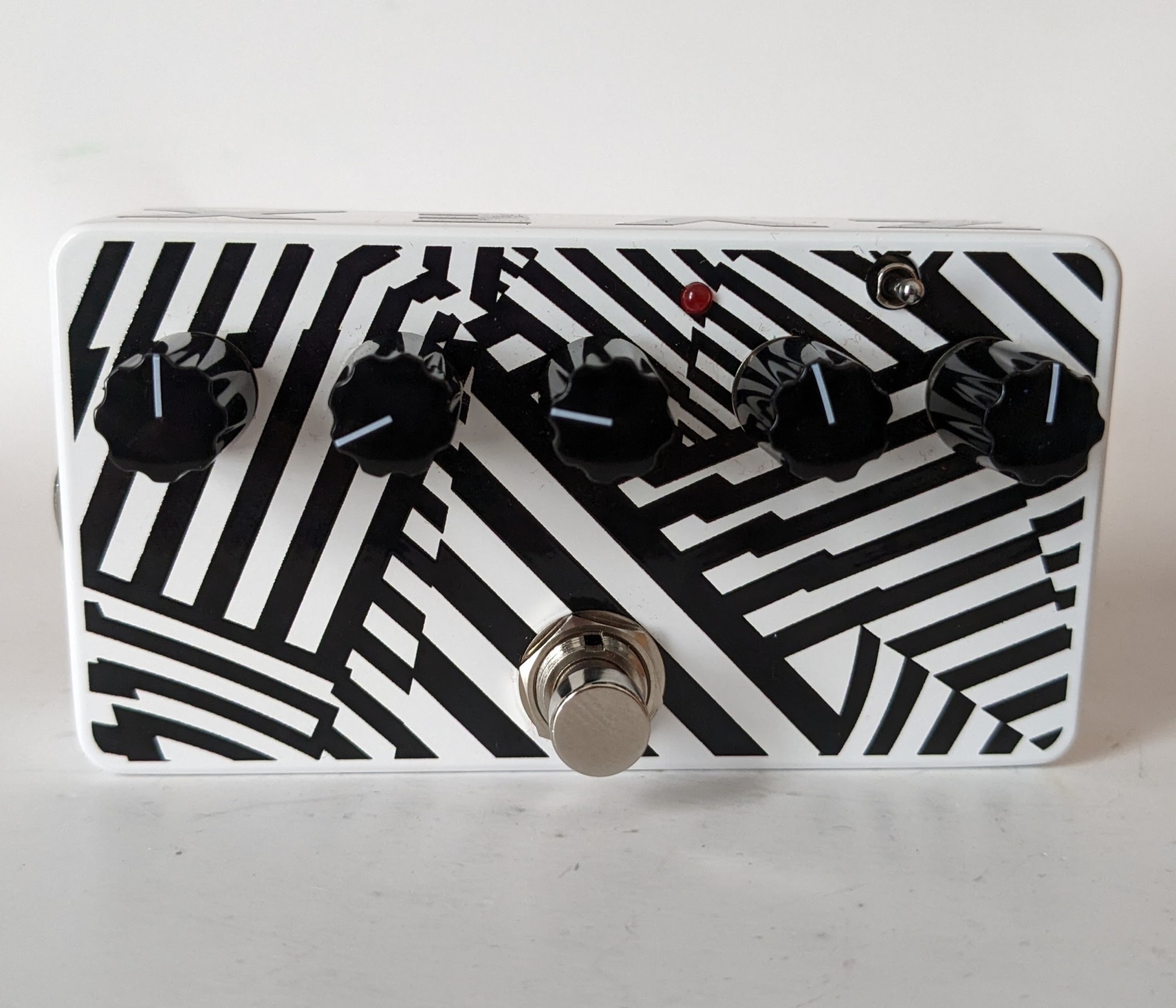 zvex-zvex-instant-lo-fi-junky-