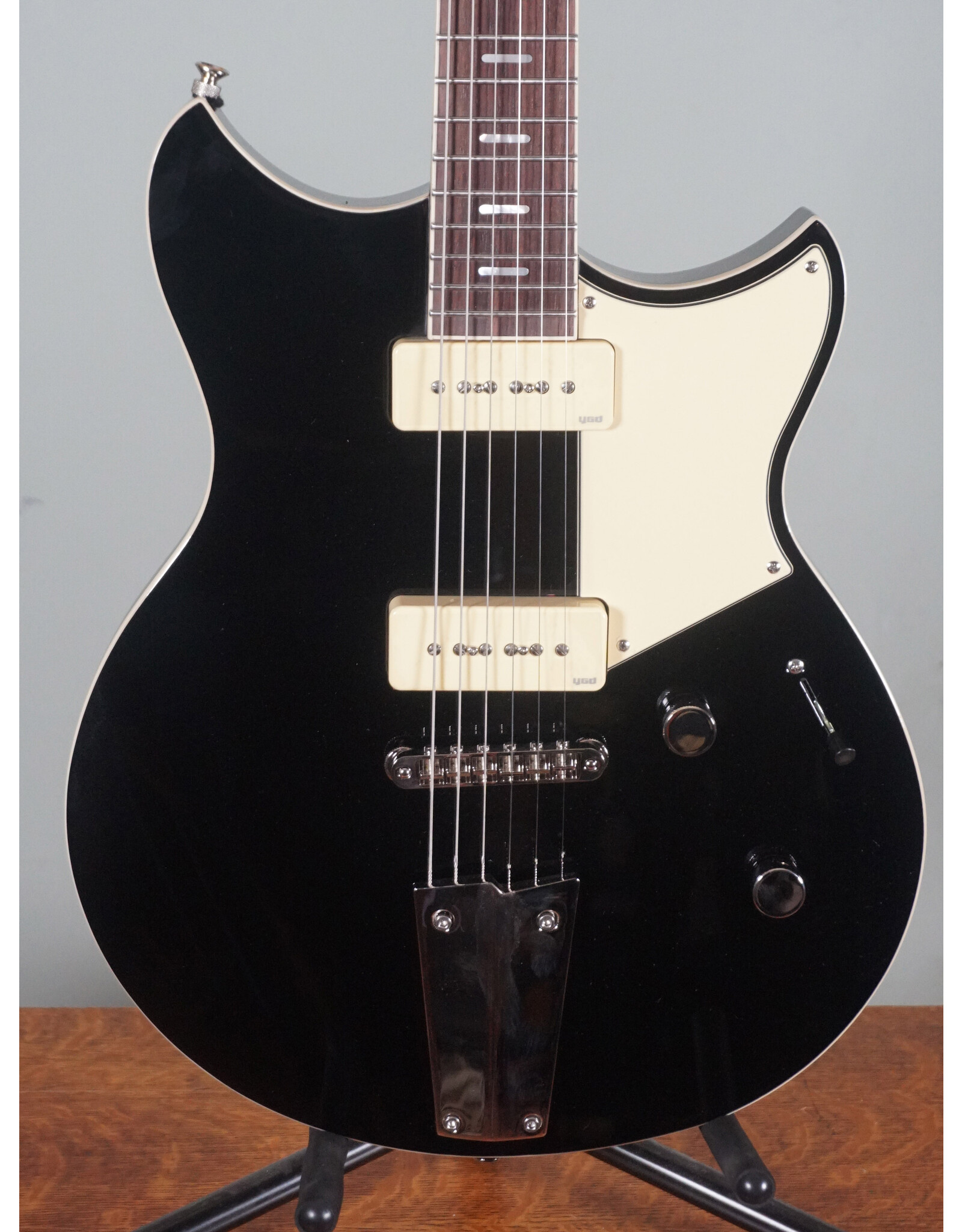 Yamaha RSS02T Revstar Standard, Black - Twin House Music Yamaha RSS02T Revstar Standard, Black - Twin House Music