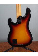 Fender Fender American Ultra II Precision Bass, Maple Fingerboard, Ultraburst w/ Deluxe Molded Case