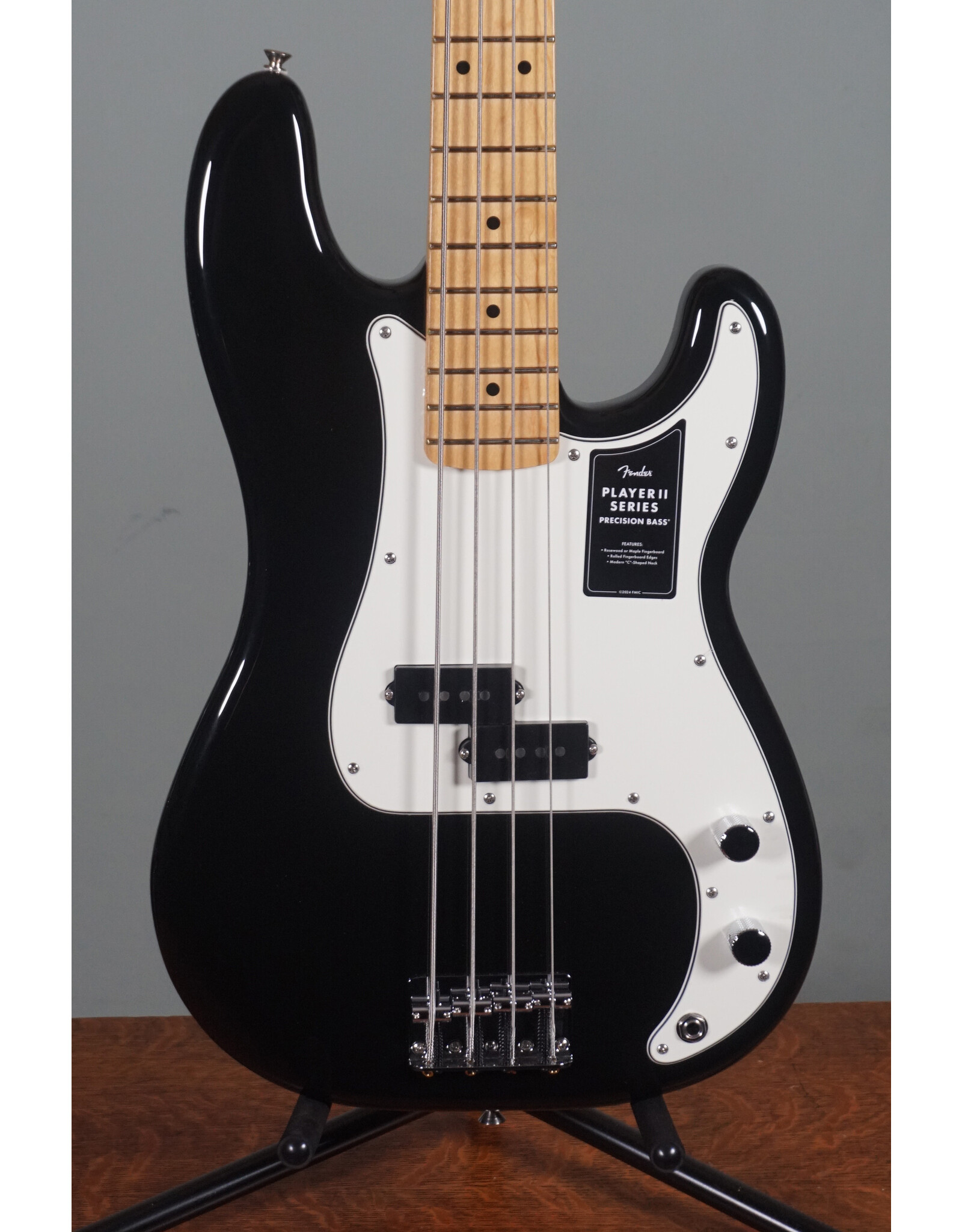 Fender Fender Player II Precision Bass, Maple Fingerboard, Black
