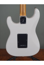 Fender Player II Stratocaster, Rosewood Fingerboard, Polar White