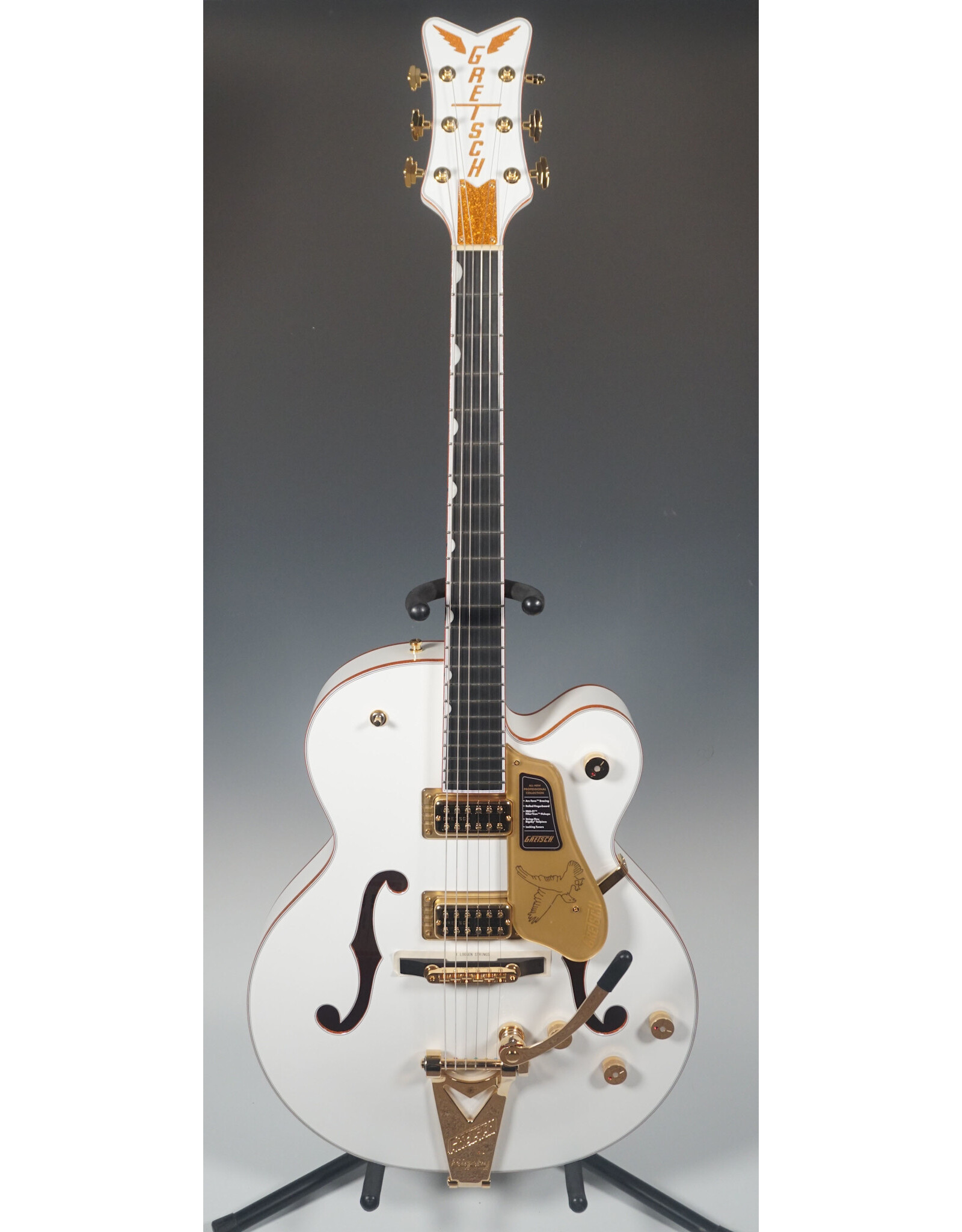 Gretsch Gretsch Falcon Hollow Body with String-Thru Bigsby and Gold Hardware, Ebony Fingerboard, White w/ HSC