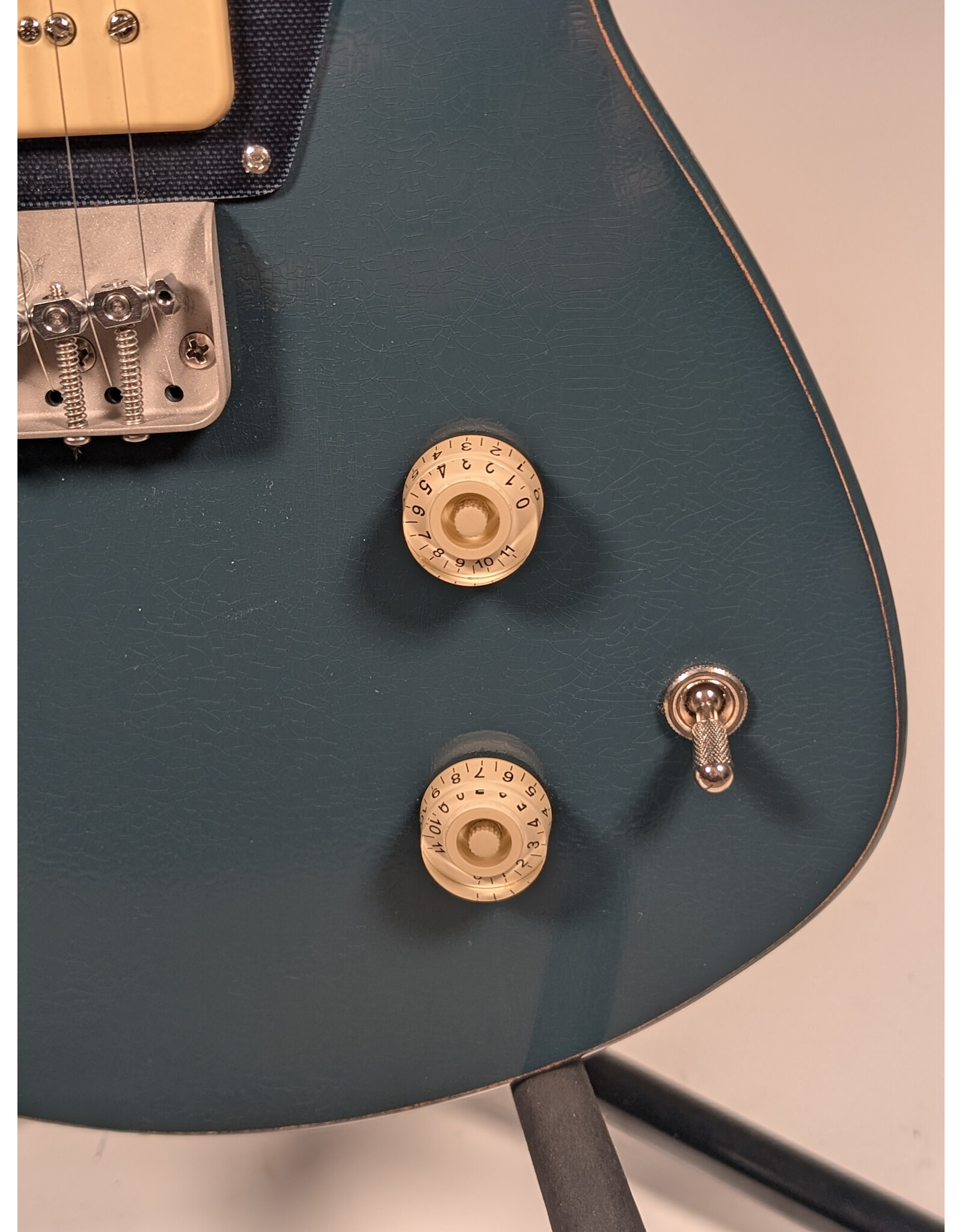 Blair Instruments Type 2 Electric Guitar w/Gator Rigid Case