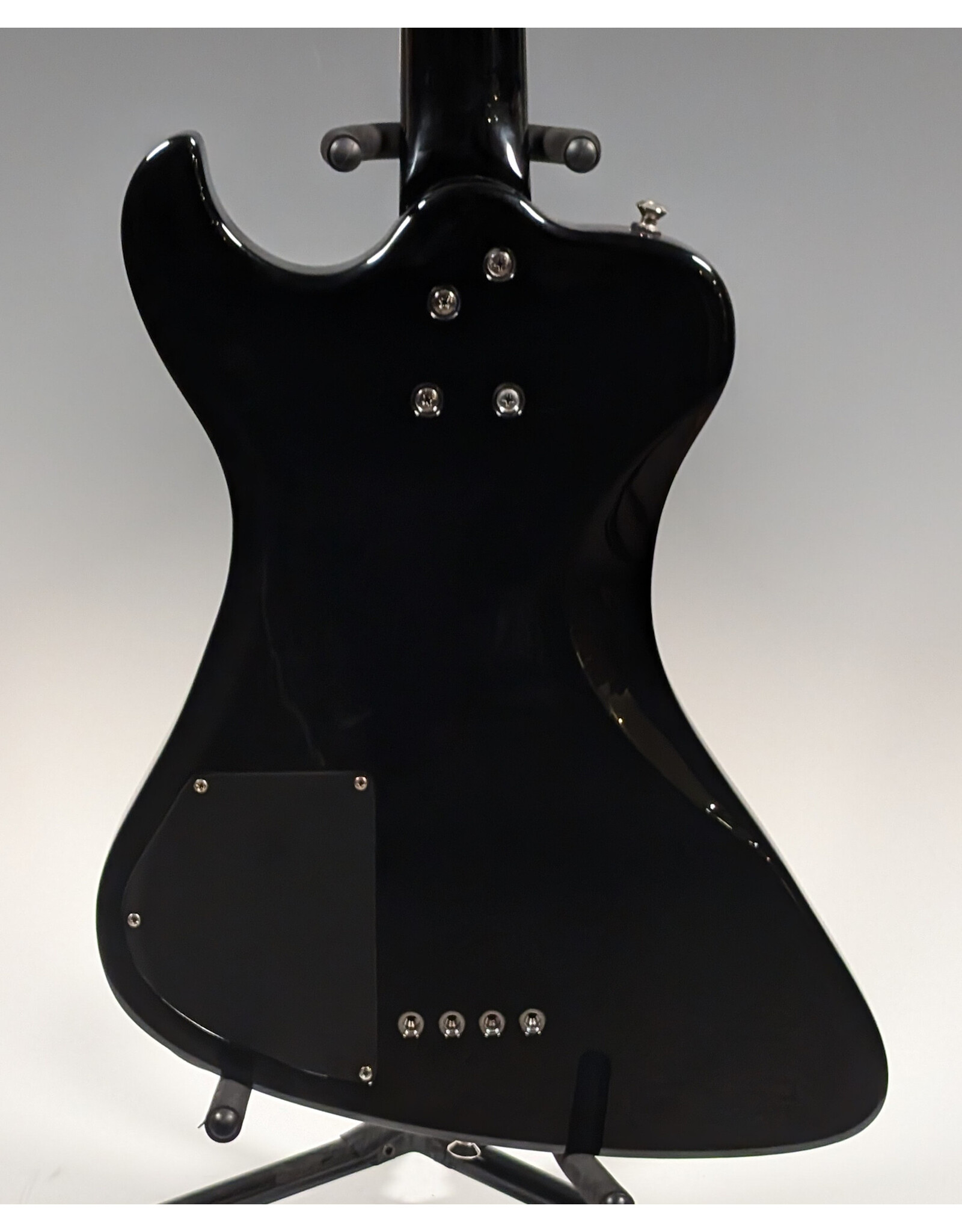 Dunable Dunable R2 DE Bass, Black w/ Gator Icon Gig Bag, Used