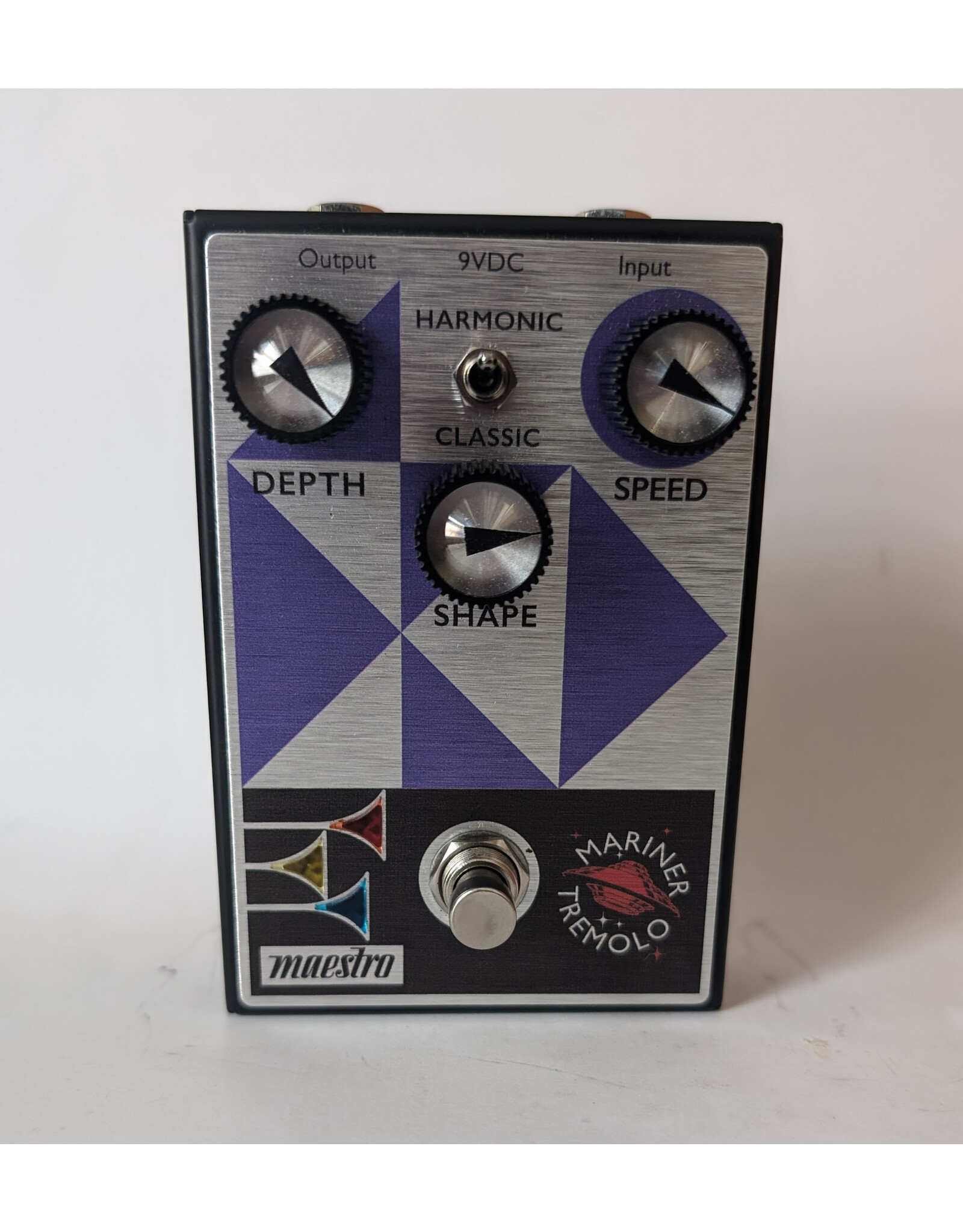 Maestro Mariner Tremolo w/ Box, Used