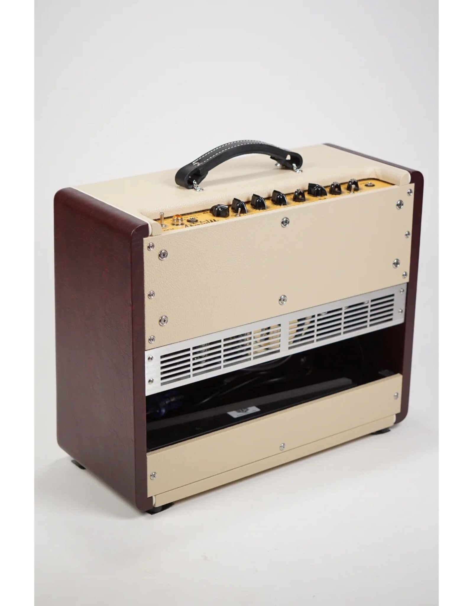Carr Amps Mercury V, Two-Tone Wine and Cream