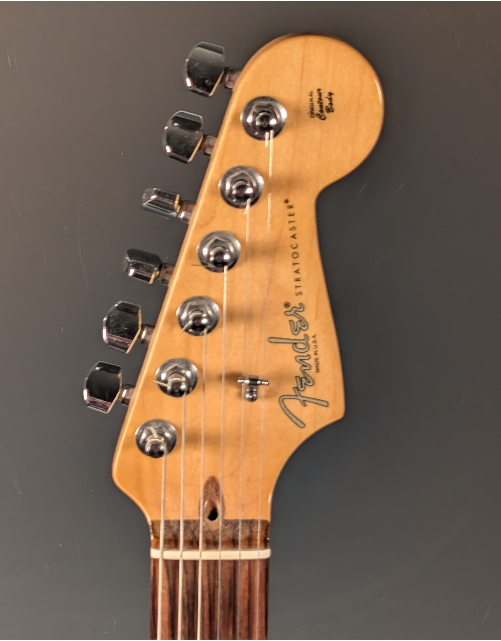 Fender 2014 Fender American Standard Stratocaster, 3-Color Sunburst w/ OHSC, Used