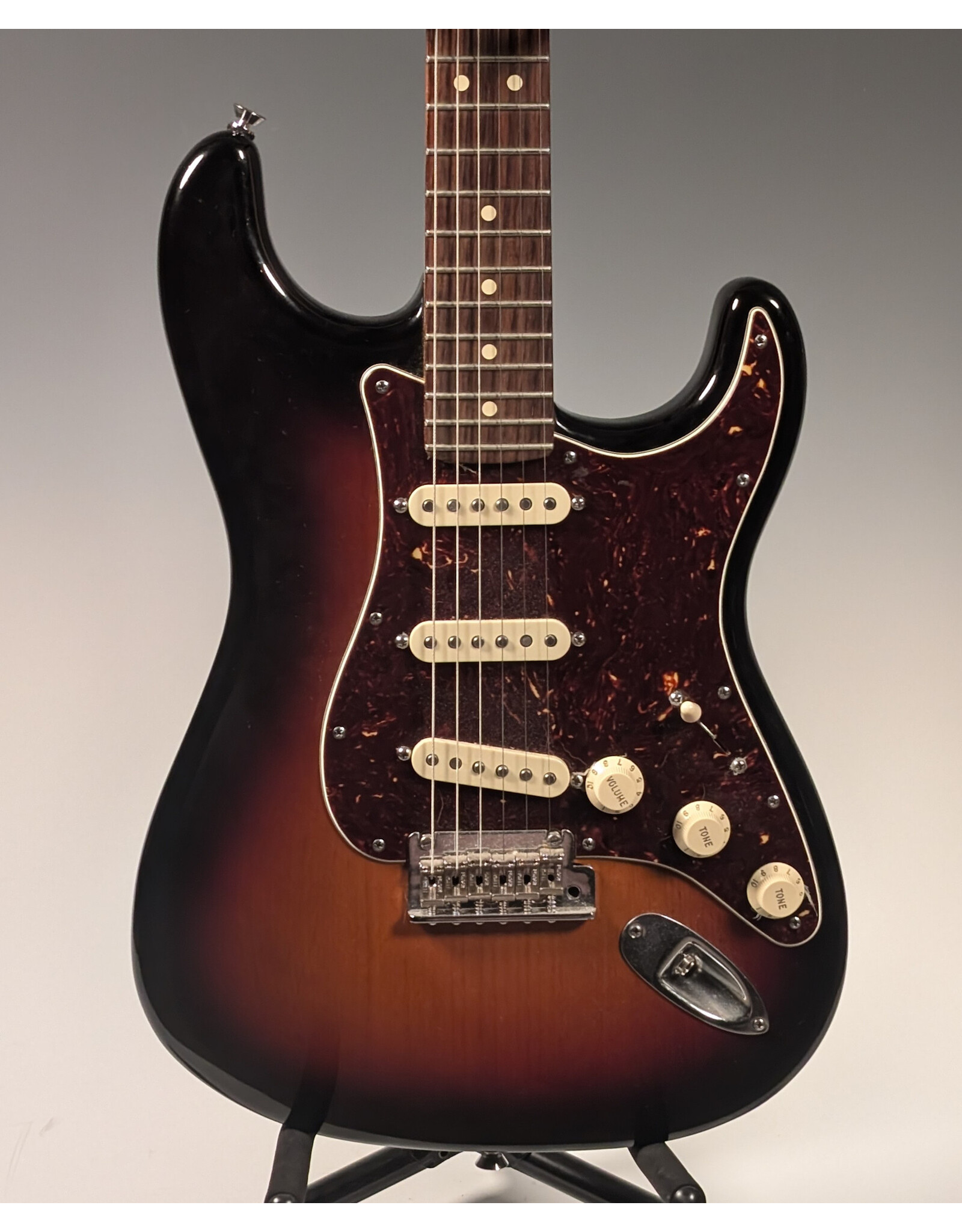 Fender 2014 Fender American Standard Stratocaster, 3-Color Sunburst w/ OHSC, Used