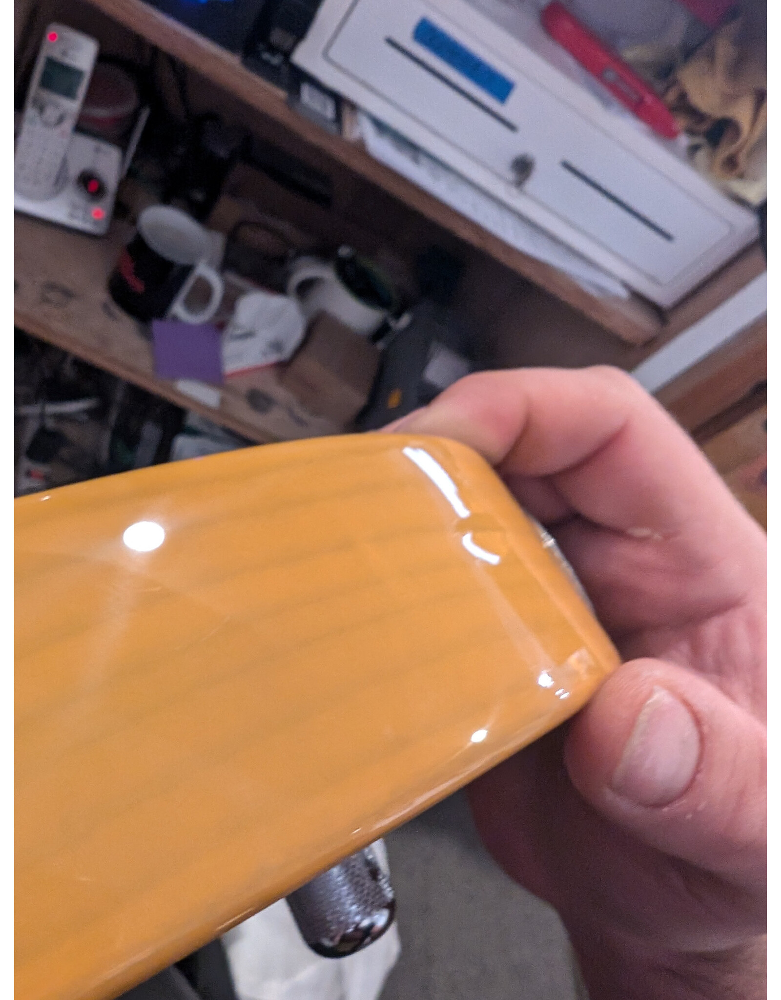 Fender Fender American Professional Classic Telecaster, Butterscotch Blonde, Maple Fingerboard w/ Deluxe Gig Bag - Scratch N' Dent