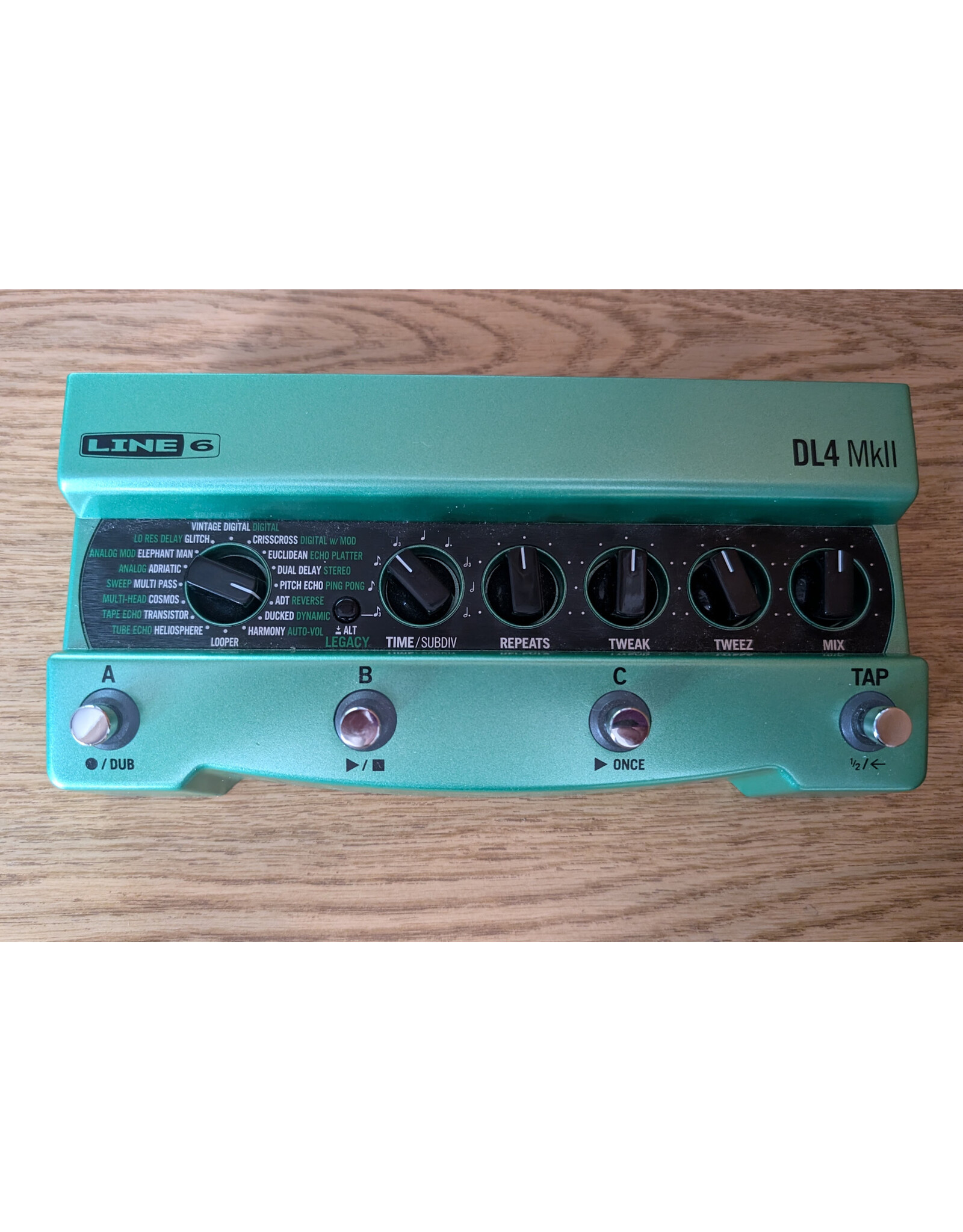 Line 6 DL4 MKII Delay and Looper w/ Box, Used