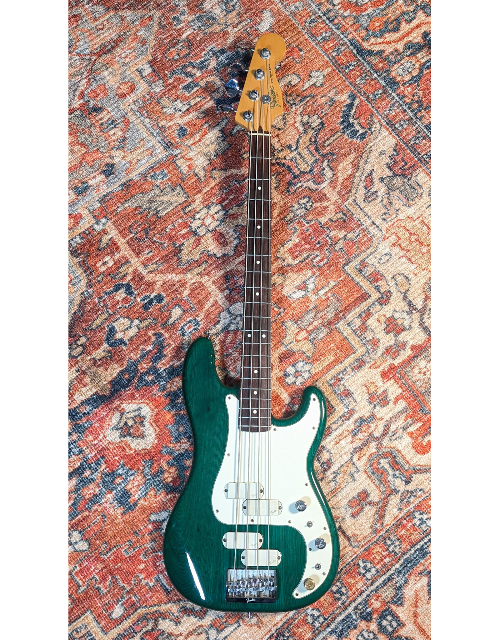 Fender Fender 1983 Elite Precision Bass II, Emerald Green w/ OHSC, Used