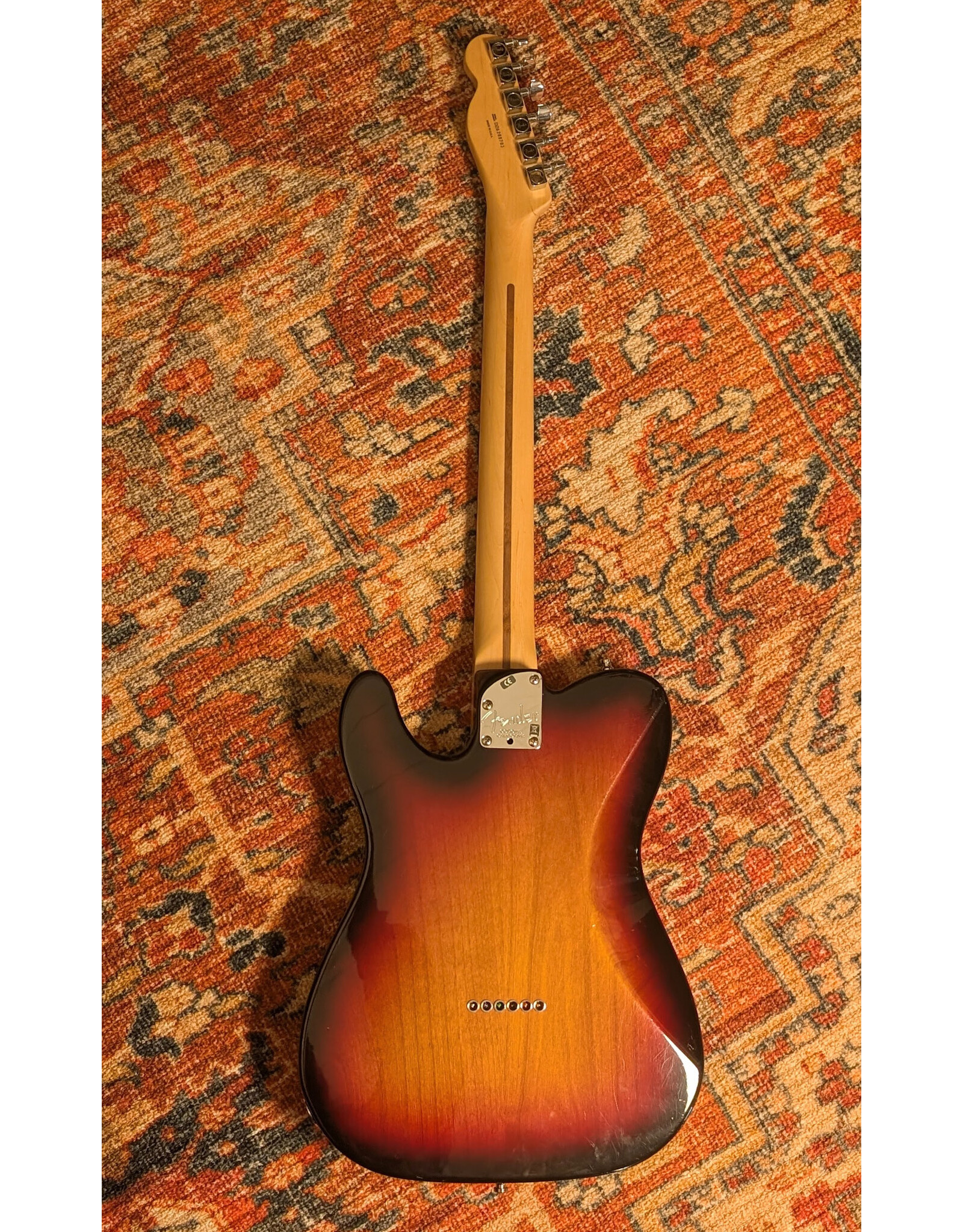 Fender Fender 2007 American Deluxe Telecaster, 3 Color Sunburst w/ Molded Case, Used