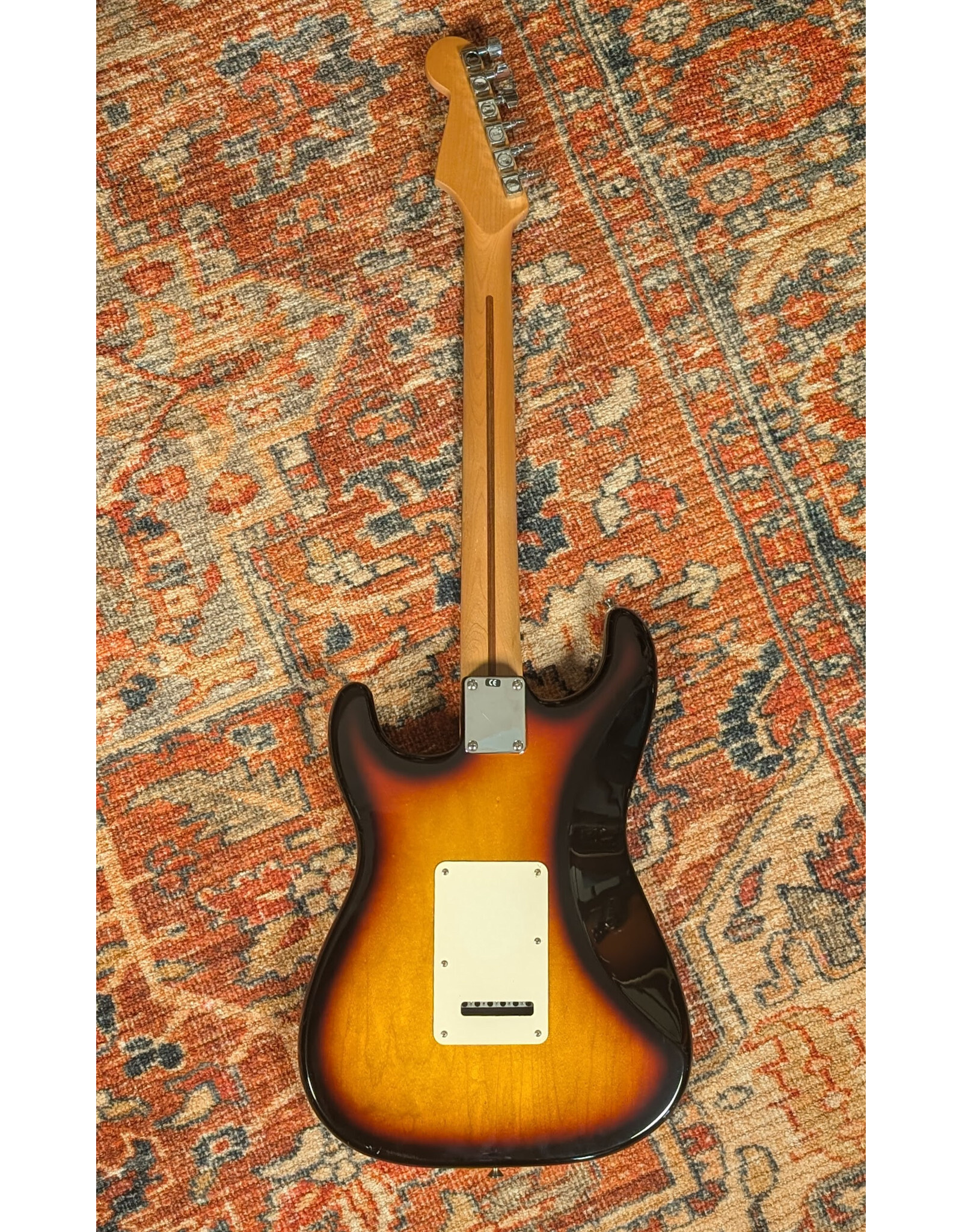 Fender Fender 2001 Standard Stratocaster, Brown Sunburst, w/ Gig Bag, Used