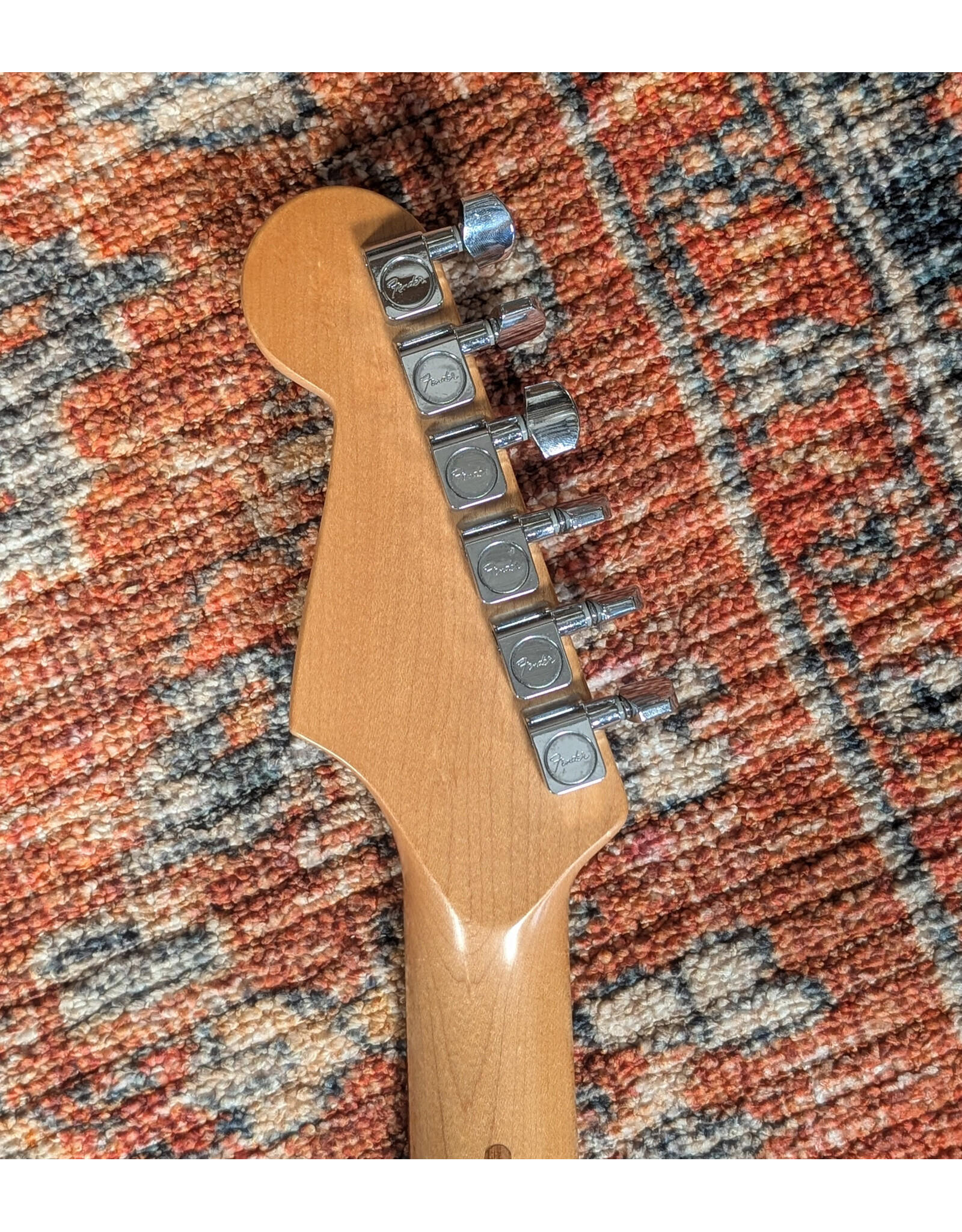 Fender Fender 2001 Standard Stratocaster, Brown Sunburst, w/ Gig Bag, Used