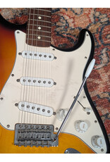 Fender Fender 2001 Standard Stratocaster, Brown Sunburst, w/ Gig Bag, Used