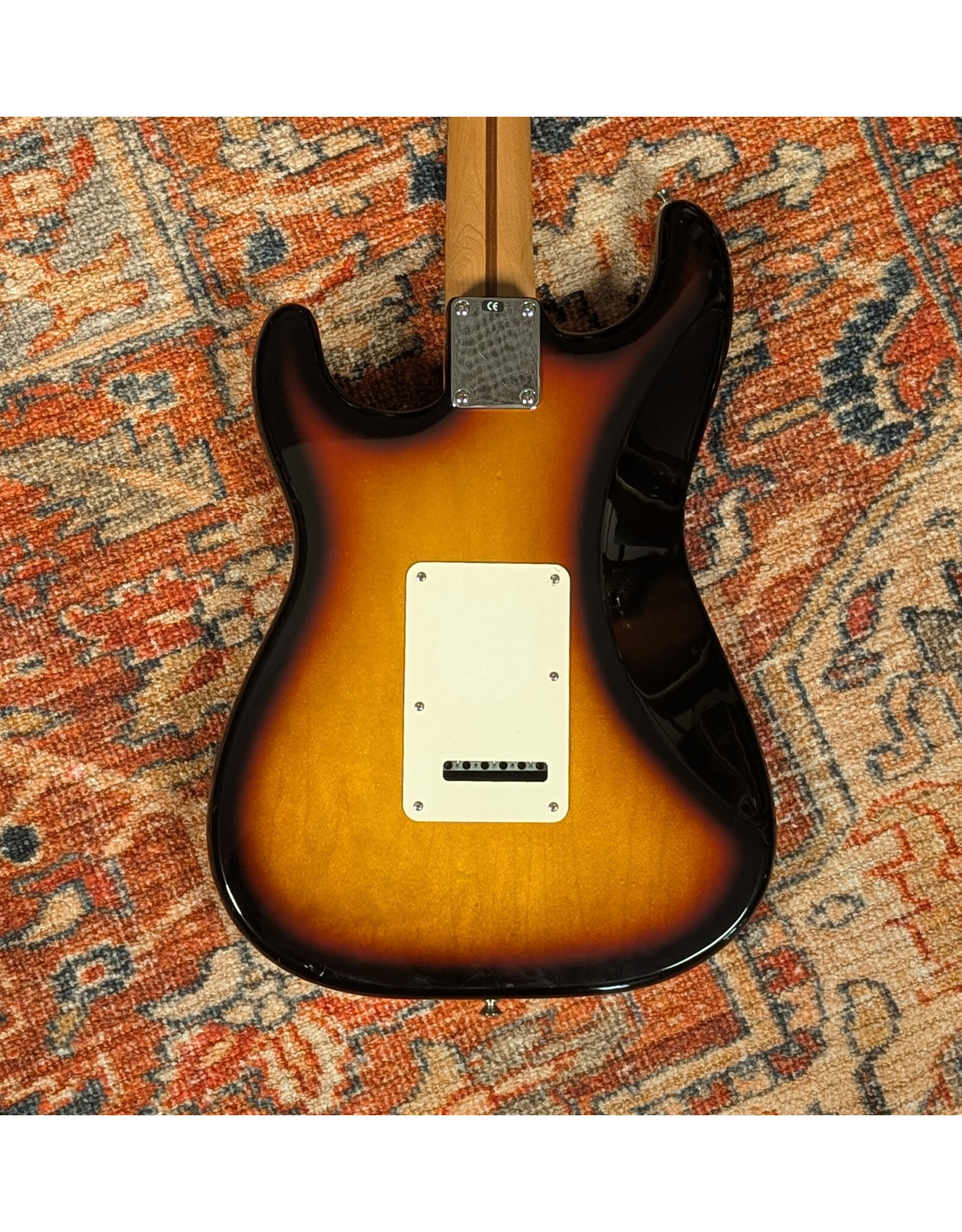 Fender Fender 2001 Standard Stratocaster, Brown Sunburst, w/ Gig Bag, Used