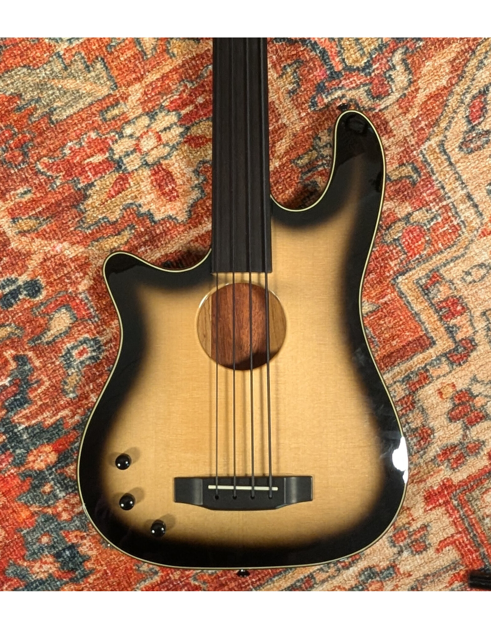Carvin Semi-Acoustic Fretless Left Handed Bass, 2 Color Burst w/ohsc