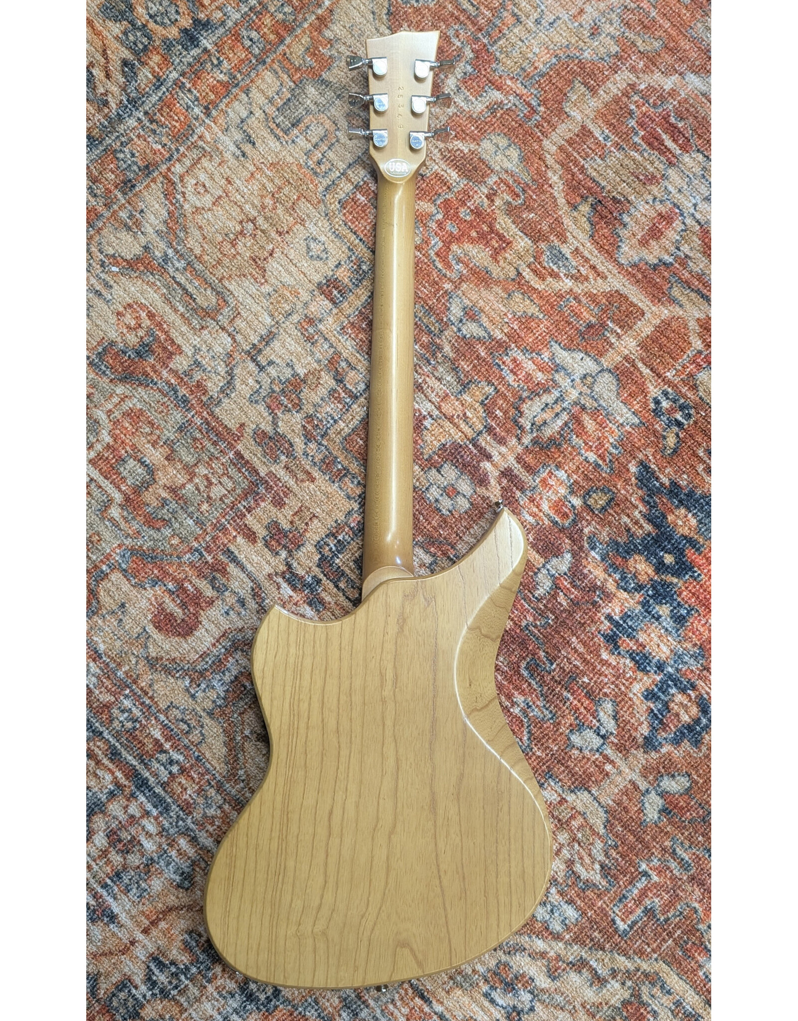 Dunable Dunable USA Custom Shop Yeti, Aged Natural w/ Gator HSC