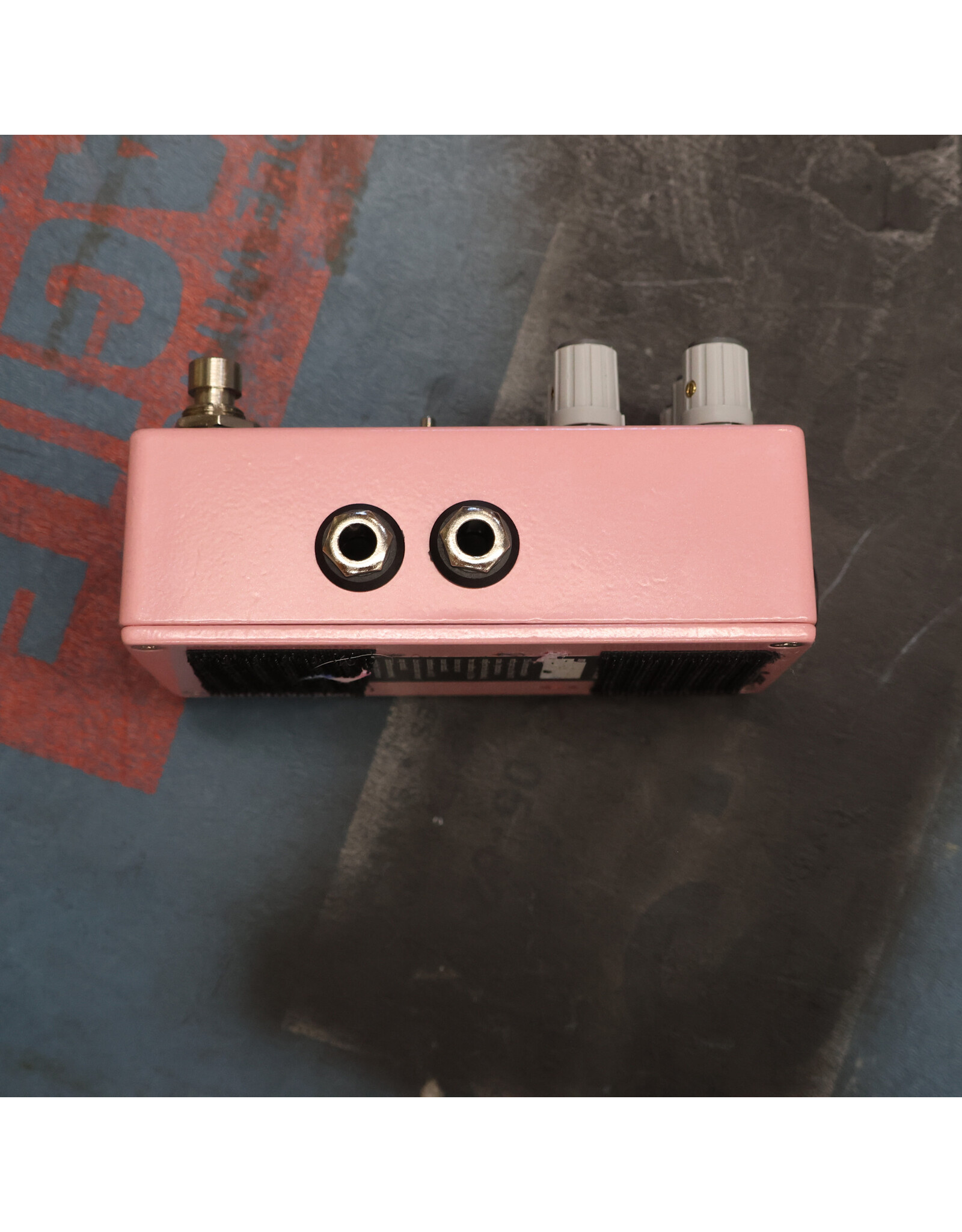 Old Blood Noise Endeavors Old Blood Noise Endeavors Excess V2 Distortion/Chorus/Delay w/ Box, Used